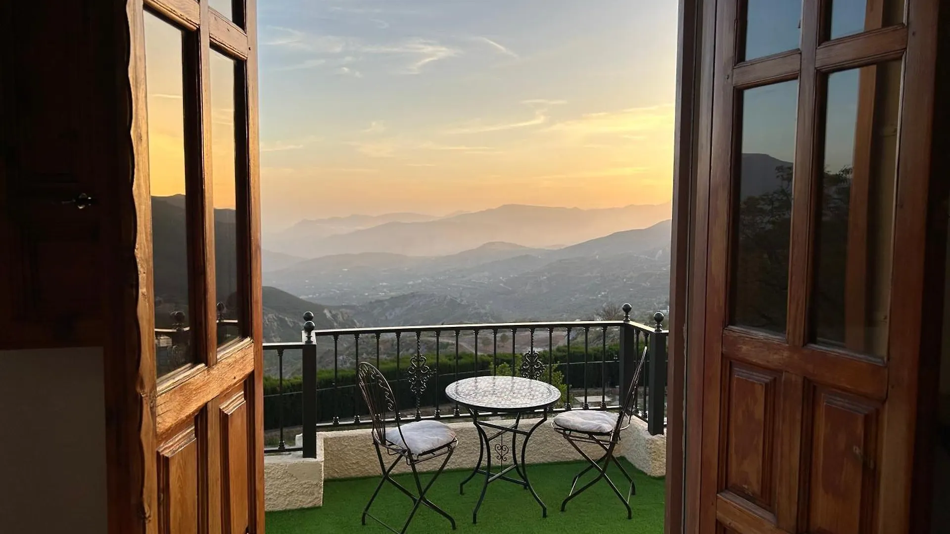 Villa Rustica En La Alpujarra - La Gualalla - Soportujar Carataunas Spain